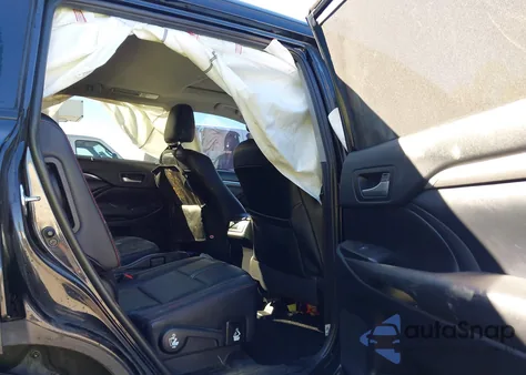 2019 Toyota Highlander Se from USA, damaged, VIN 5TDJZRFH4KS969764